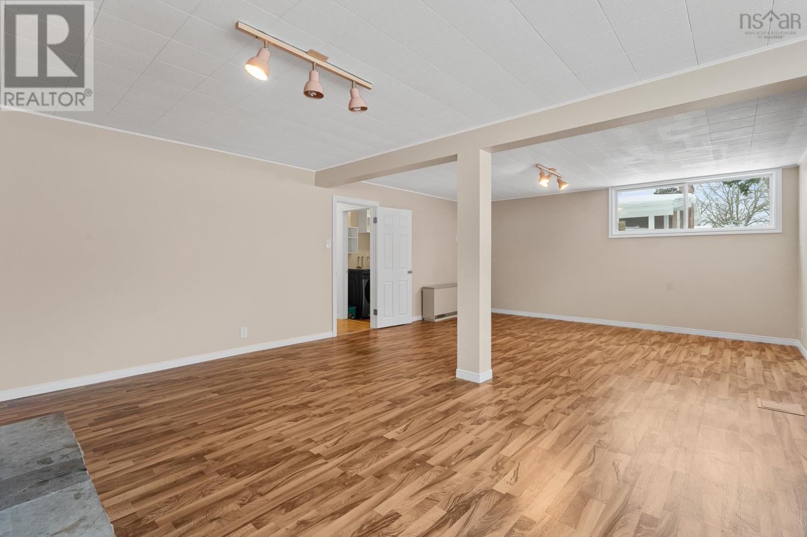 69 Deepwood Crescent, Halifax, Nova Scotia  B3M 2Y5 - Photo 33 - 202602175