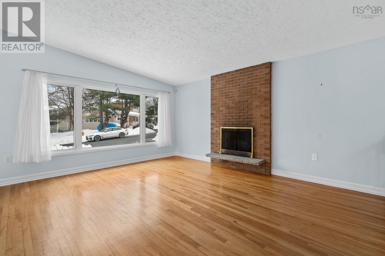 69 Deepwood Crescent, Halifax, Nova Scotia  B3M 2Y5 - Photo 6 - 202602175