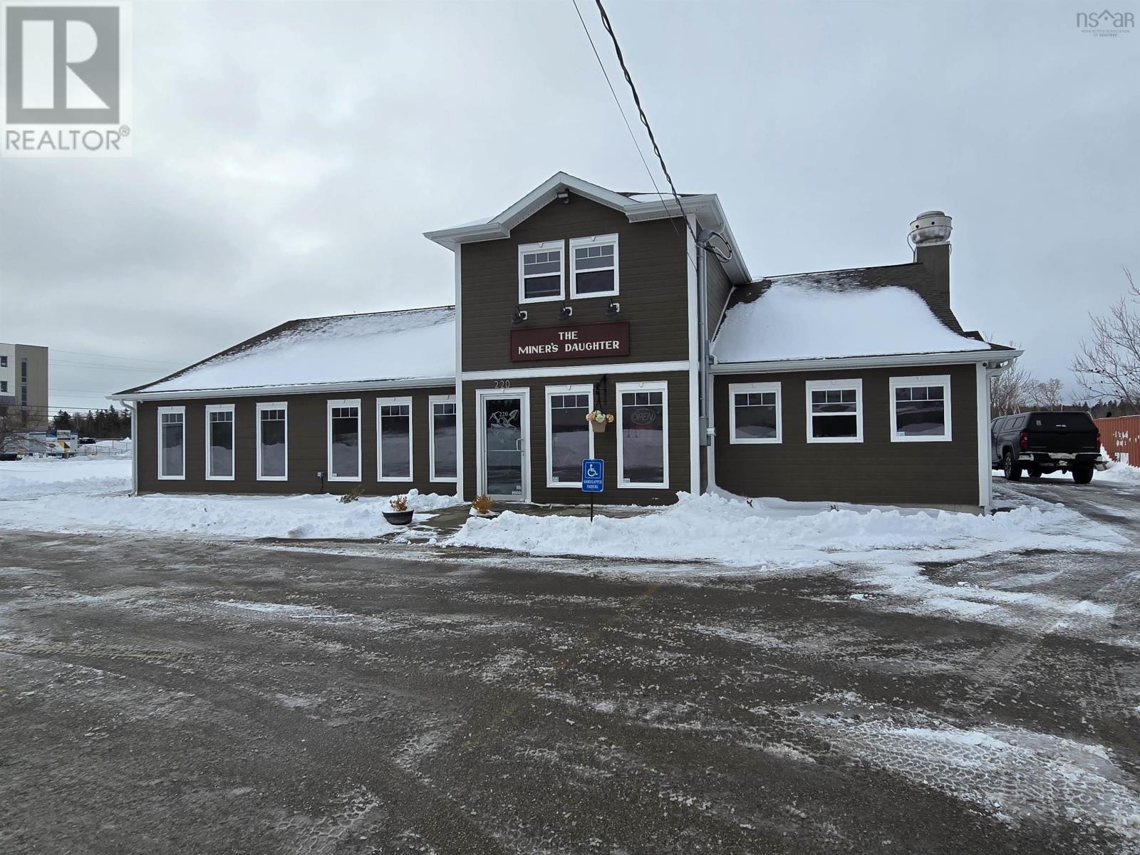 220 Memorial Drive, sydney mines, Nova Scotia