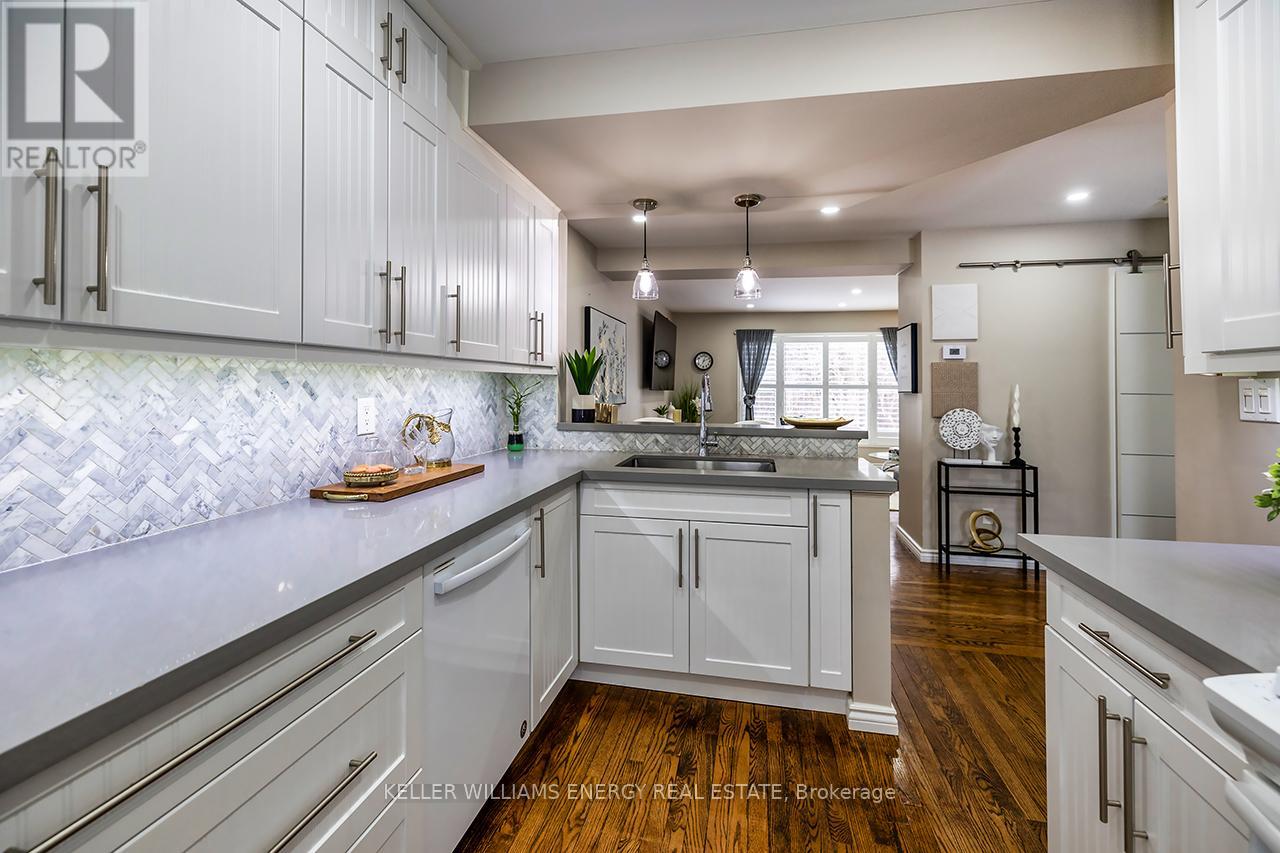 320 Homestead Drive, Oshawa (Mclaughlin), Ontario  L1J 6V1 - Photo 12 - E12760694