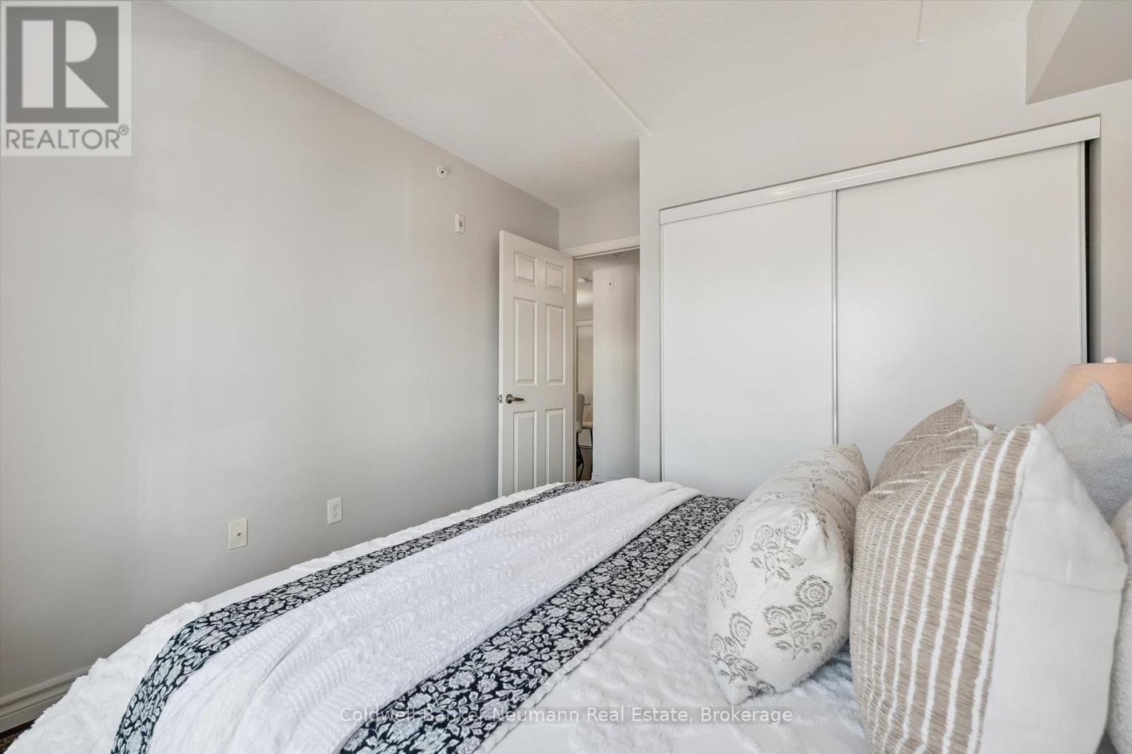 209 - 45 Kingsbury Square, Guelph, Ontario  N1L 0L2 - Photo 16 - X12760638