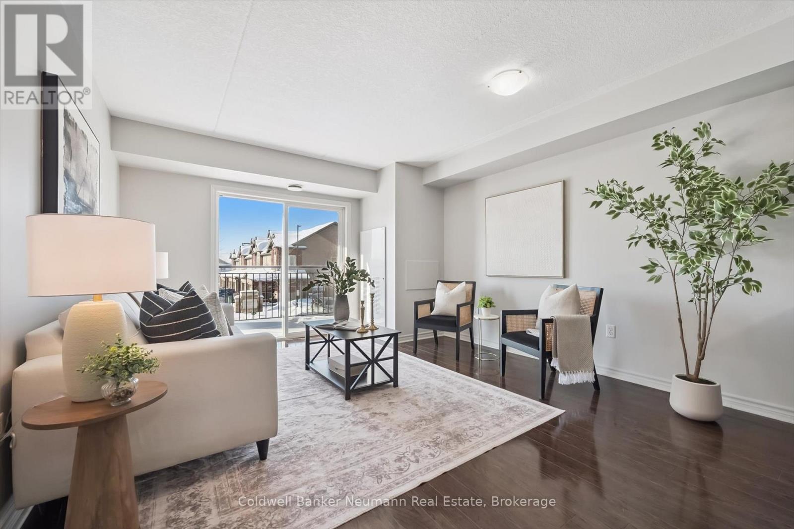 209 - 45 Kingsbury Square, Guelph, Ontario  N1L 0L2 - Photo 2 - X12760638