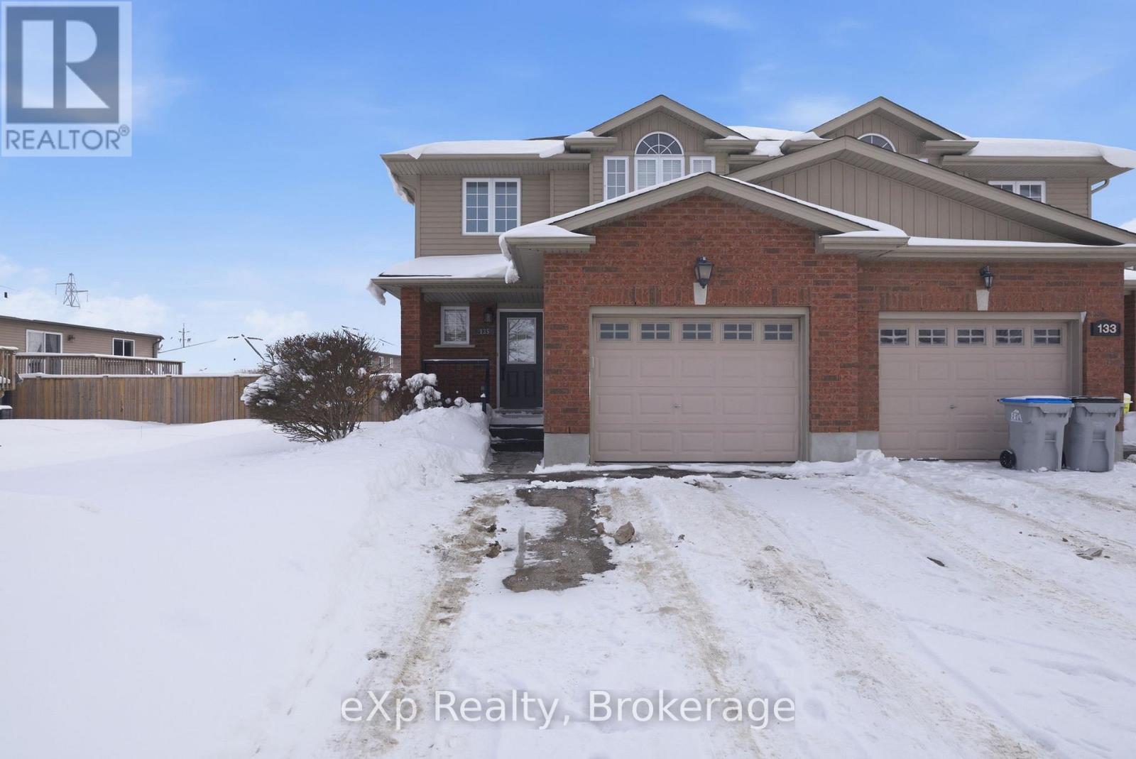 135 MAXWELL STREET, St. Marys, Ontario