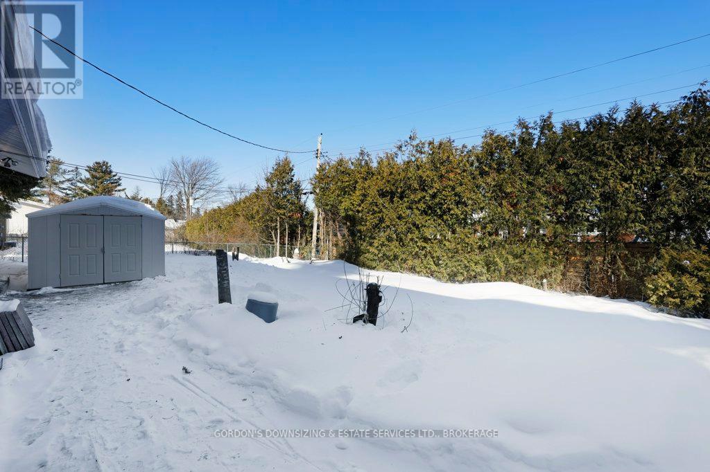 7 Attwood Crescent, Ottawa, Ontario  K2E 5B1 - Photo 35 - X12760676