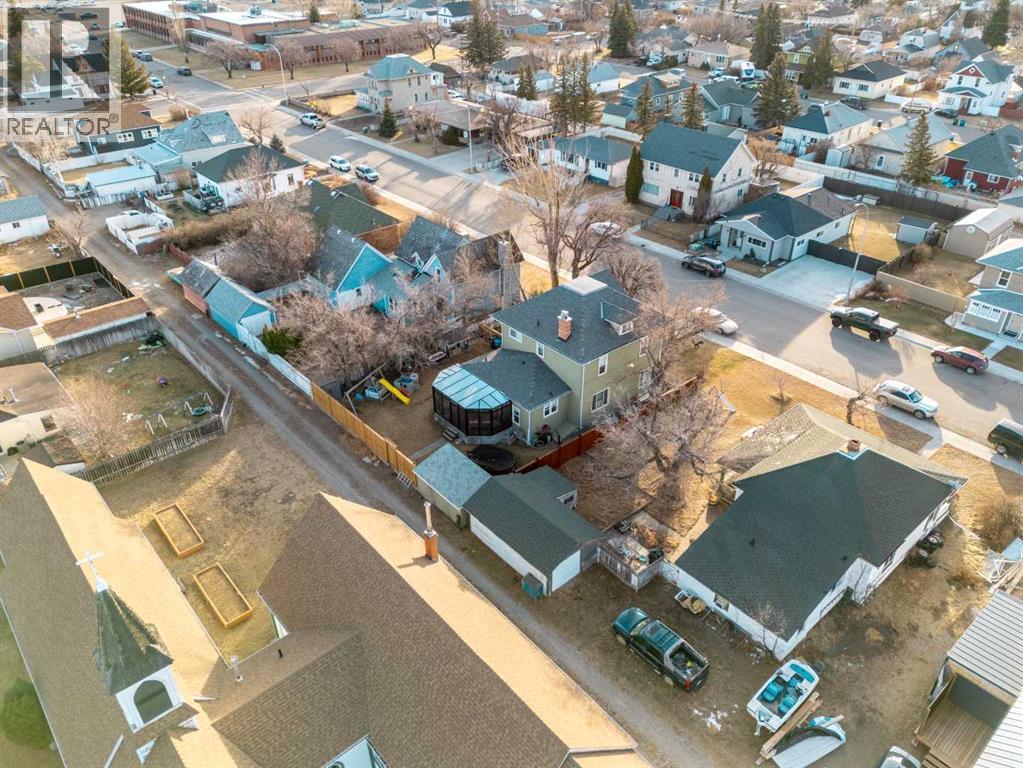 327 20 Street, Fort Macleod, Alberta  T0L 0Z0 - Photo 42 - A2278502