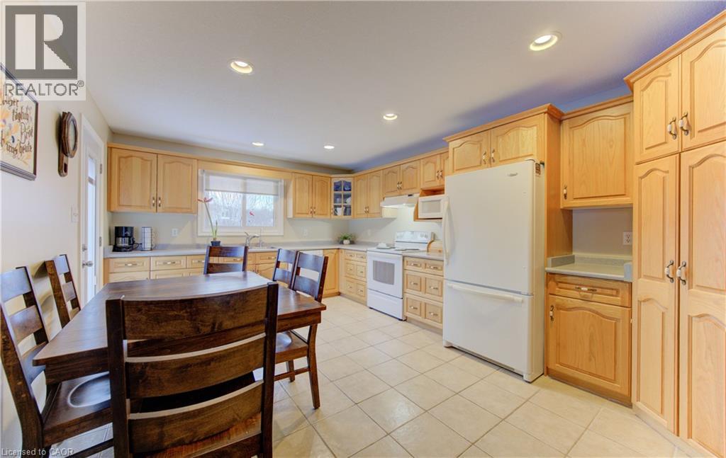 505 Sandbanks Crescent, Waterloo, Ontario  N2V 2J3 - Photo 15 - 40802574