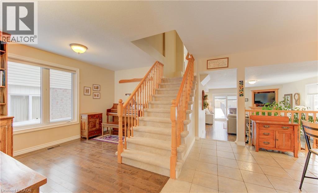 505 Sandbanks Crescent, Waterloo, Ontario  N2V 2J3 - Photo 9 - 40802574