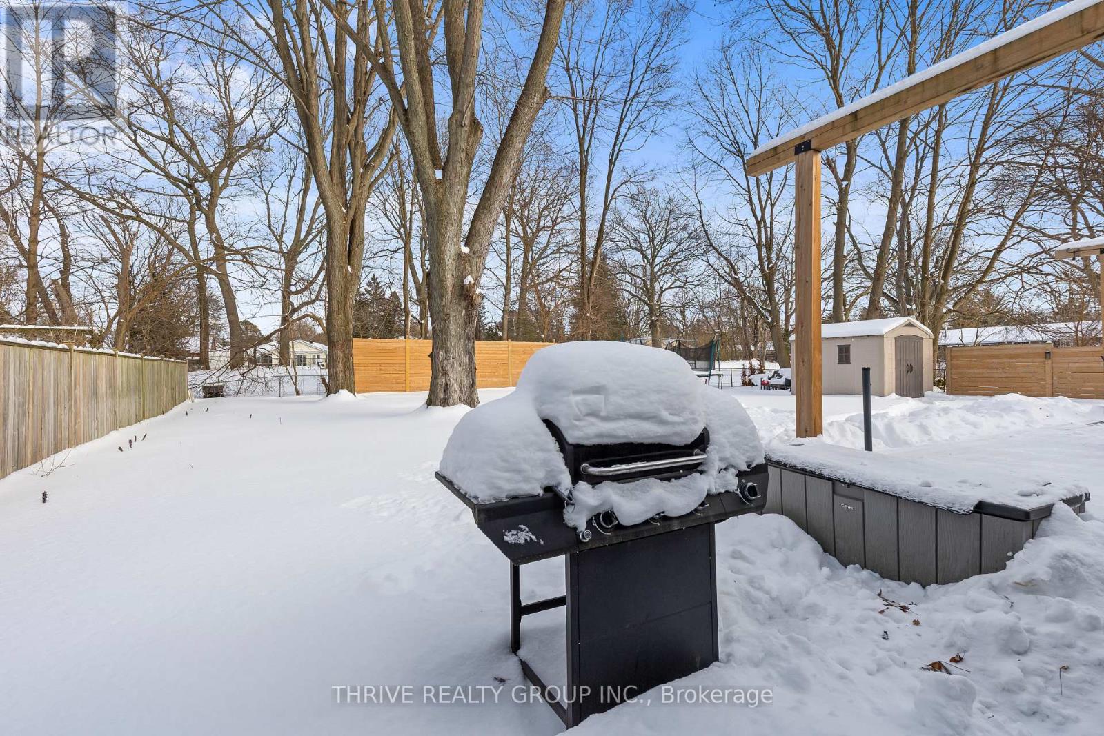 402 Stephen Street, London South, Ontario  N6K 2N3 - Photo 36 - X12760624