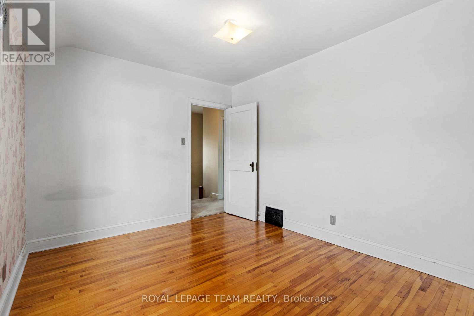 242 Fairmont Avenue, Ottawa, Ontario  K1Y 1X9 - Photo 19 - X12760660