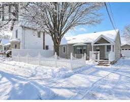 63 WILSON STREET E, Perth, Ontario