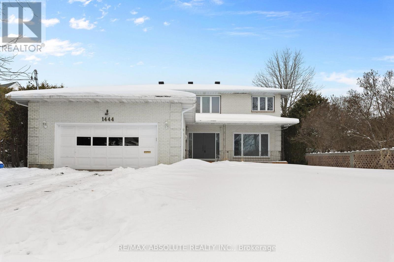 1444 NORMANDY CRESCENT, Ottawa, Ontario