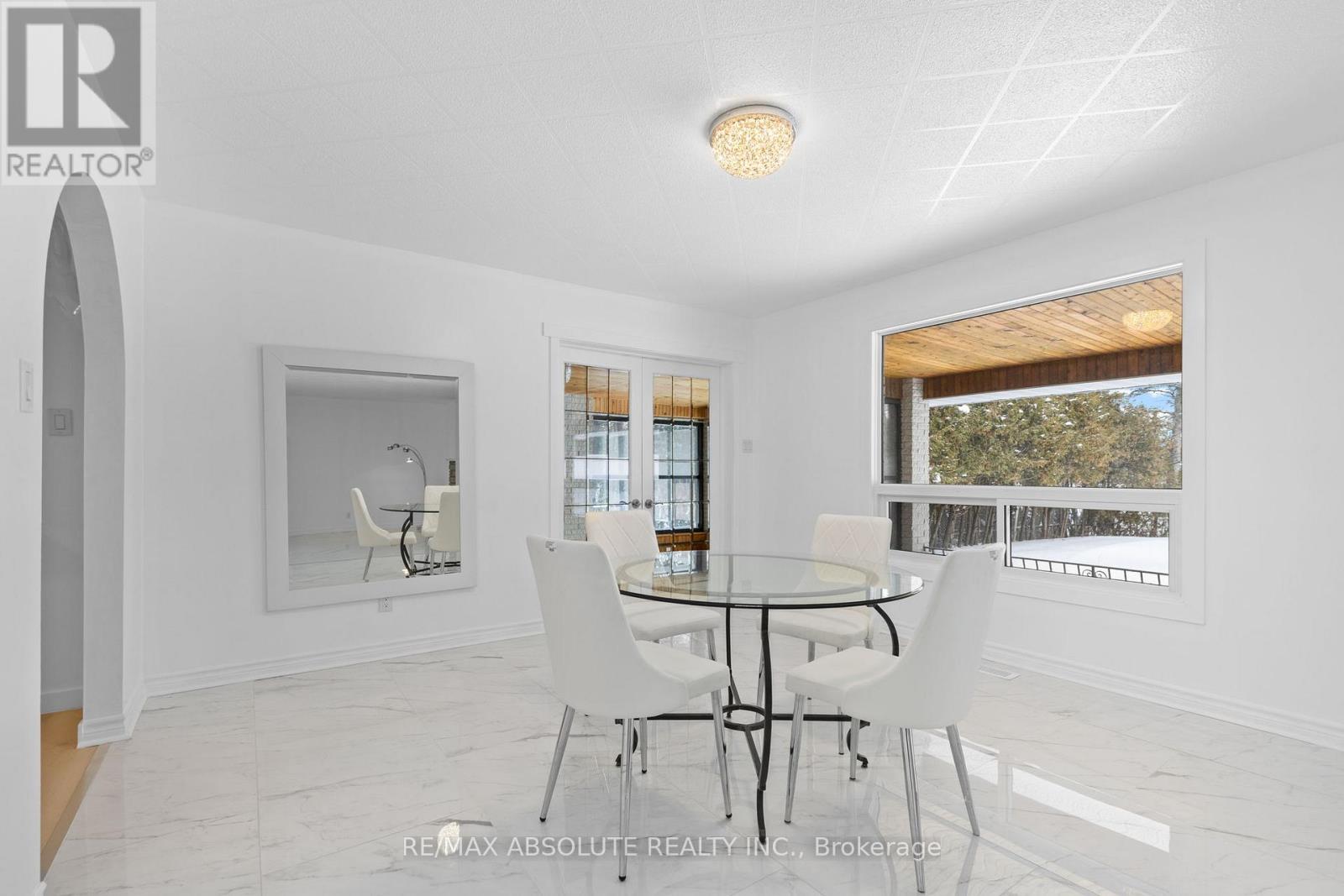 1444 Normandy Crescent, Ottawa, Ontario  K2C 0N6 - Photo 10 - X12760684