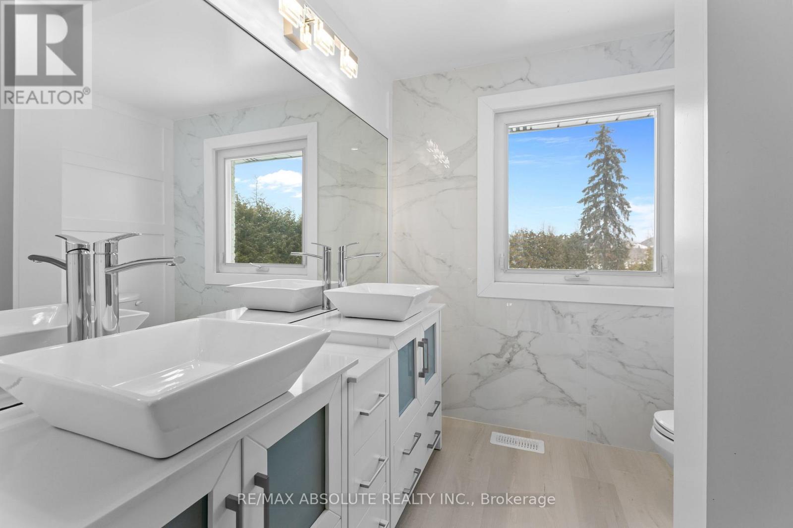 1444 Normandy Crescent, Ottawa, Ontario  K2C 0N6 - Photo 34 - X12760684