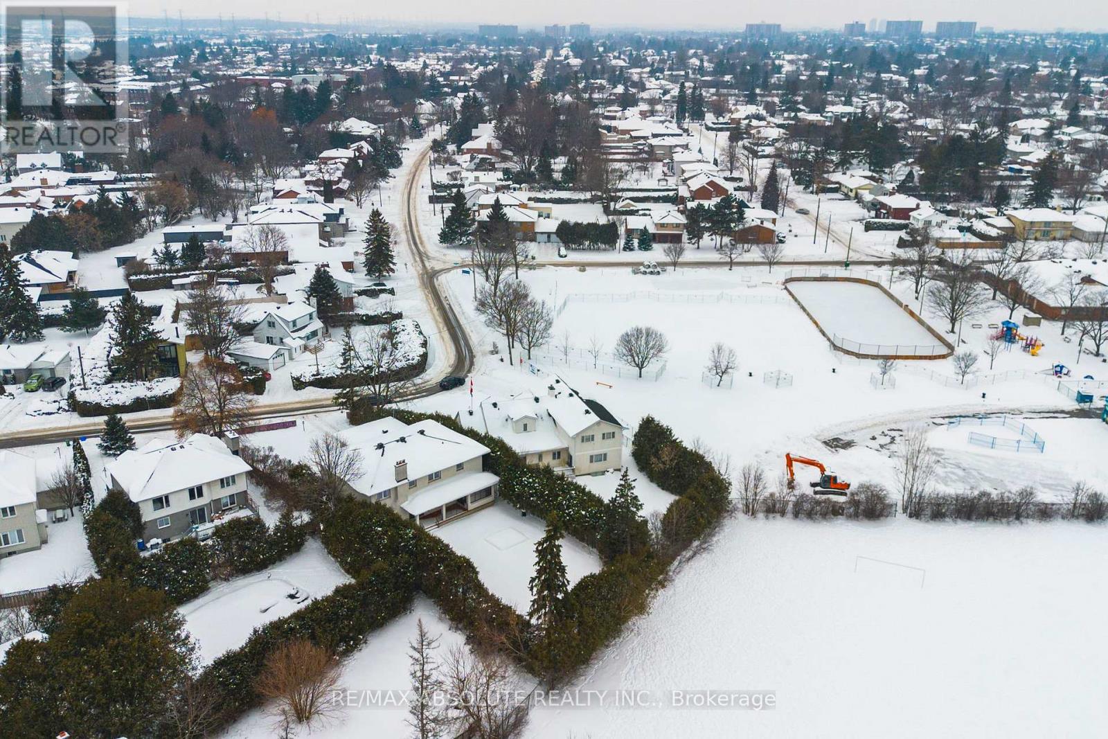 1444 Normandy Crescent, Ottawa, Ontario  K2C 0N6 - Photo 42 - X12760684