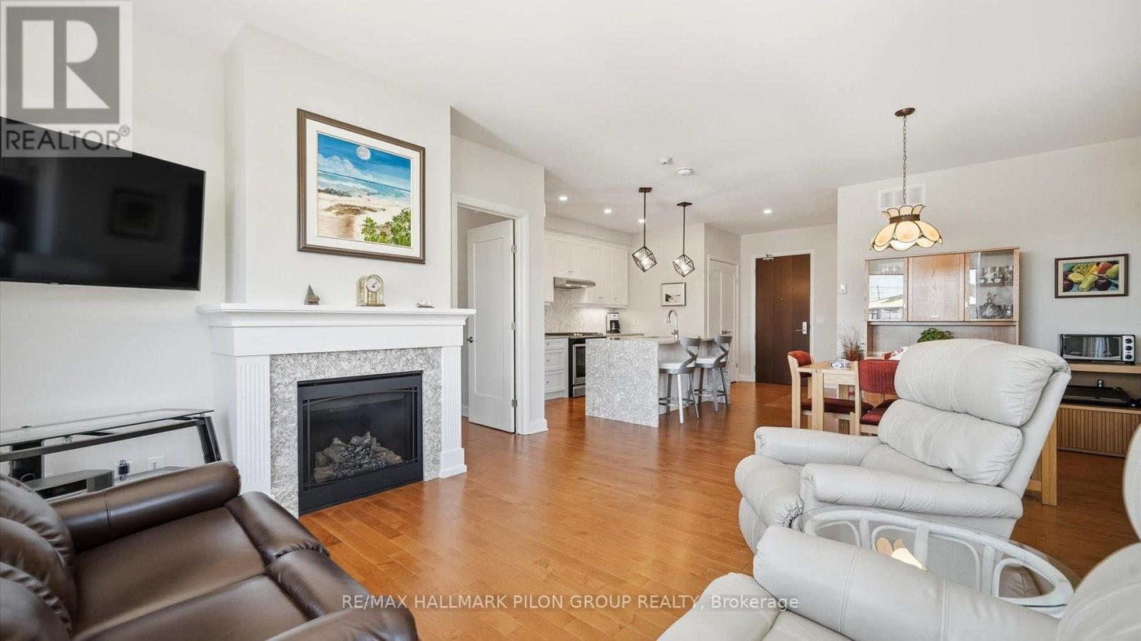 302 - 170 Boundstone Way, Ottawa, Ontario  K2T 0M8 - Photo 6 - X12760770