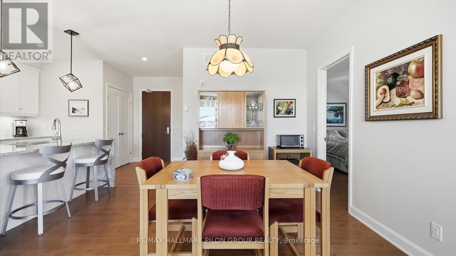 302 - 170 Boundstone Way, Ottawa, Ontario  K2T 0M8 - Photo 9 - X12760770