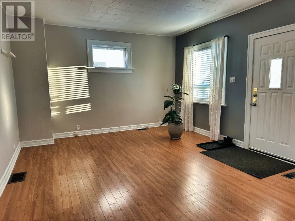 130 Pine Street, Thunder Bay, Ontario  P7A 5X5 - Photo 11 - TB2600128