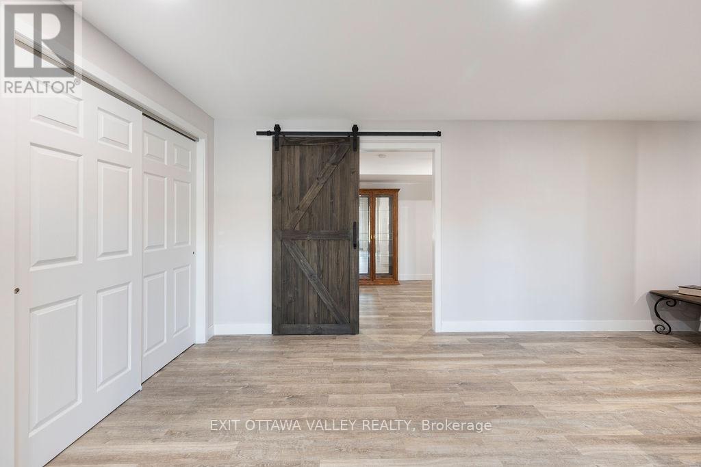 39090 Combermere Road, Madawaska Valley, Ontario  K0J 1L0 - Photo 29 - X12760700