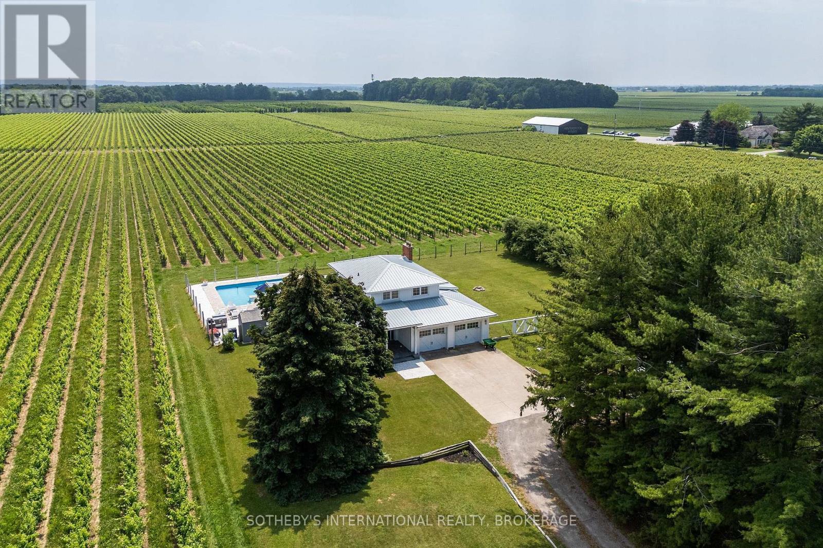 1219 Lakeshore Road, Niagara-On-The-Lake, Ontario  L0S 1J0 - Photo 46 - X12760654