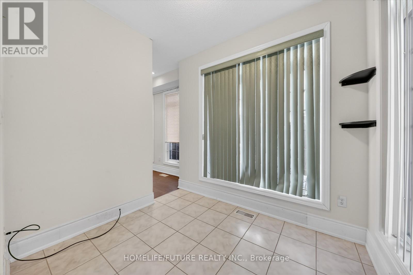 Main & 2nd Flr - 10 Ramsgate Court, Markham (Milliken Mills East), Ontario  L3S 4R3 - Photo 17 - N12758812