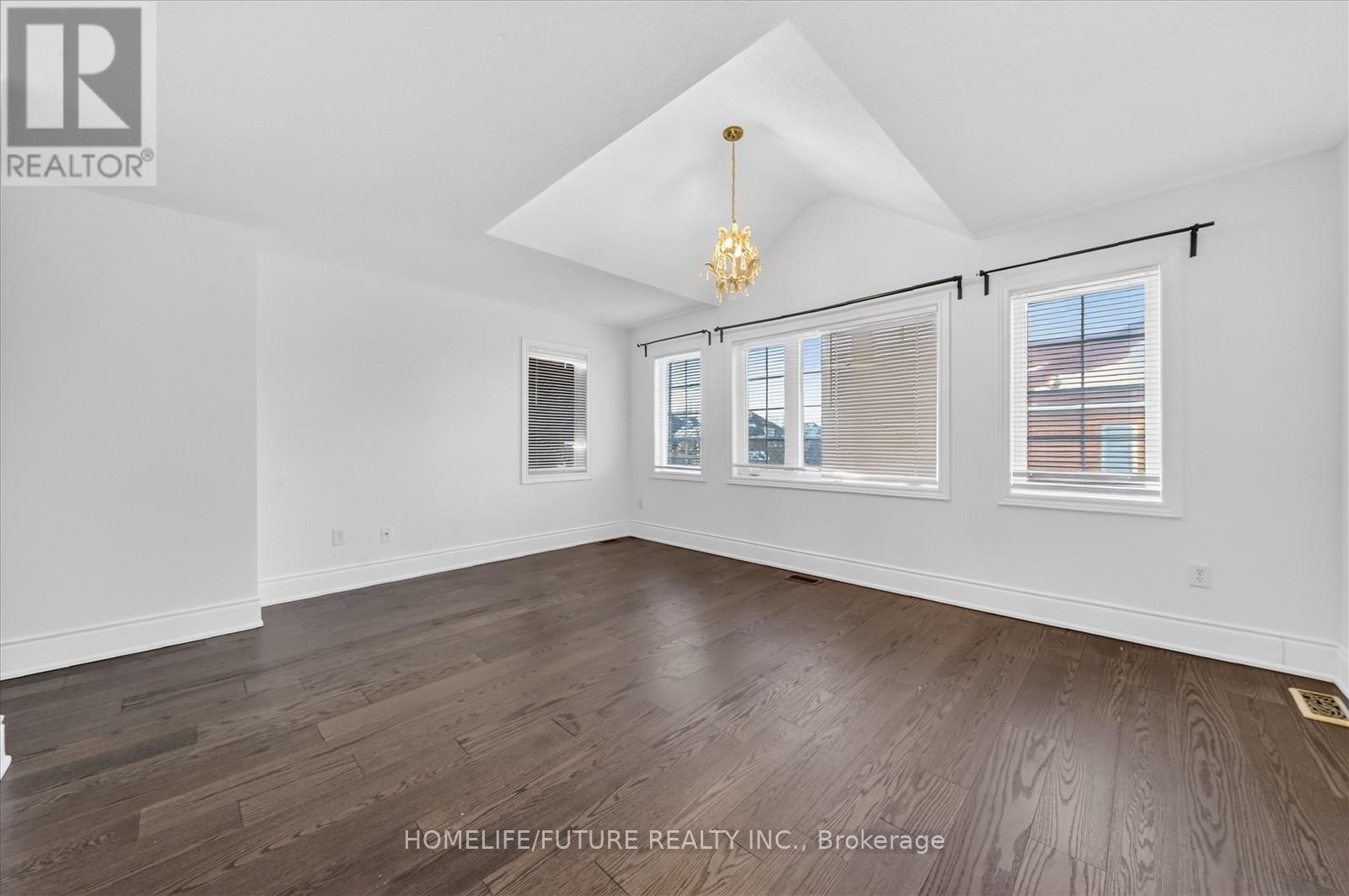 Main & 2nd Flr - 10 Ramsgate Court, Markham (Milliken Mills East), Ontario  L3S 4R3 - Photo 23 - N12758812