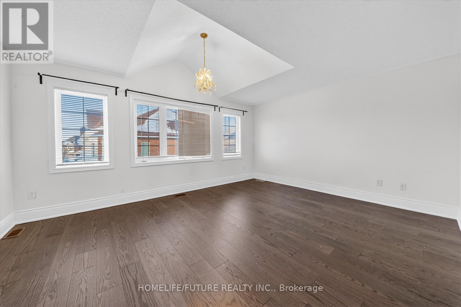 Main & 2nd Flr - 10 Ramsgate Court, Markham (Milliken Mills East), Ontario  L3S 4R3 - Photo 22 - N12758812