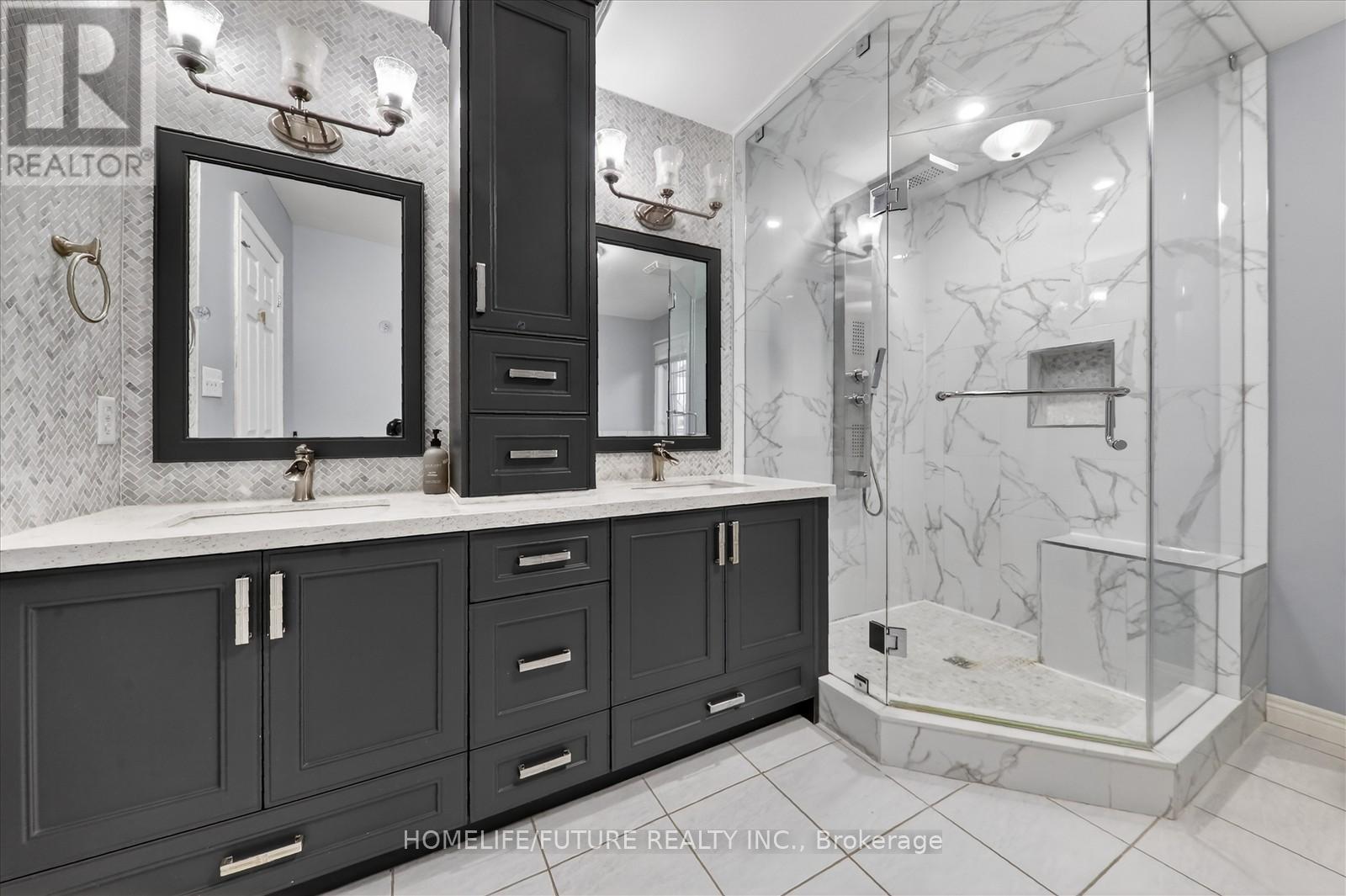 Main & 2nd Flr - 10 Ramsgate Court, Markham (Milliken Mills East), Ontario  L3S 4R3 - Photo 25 - N12758812