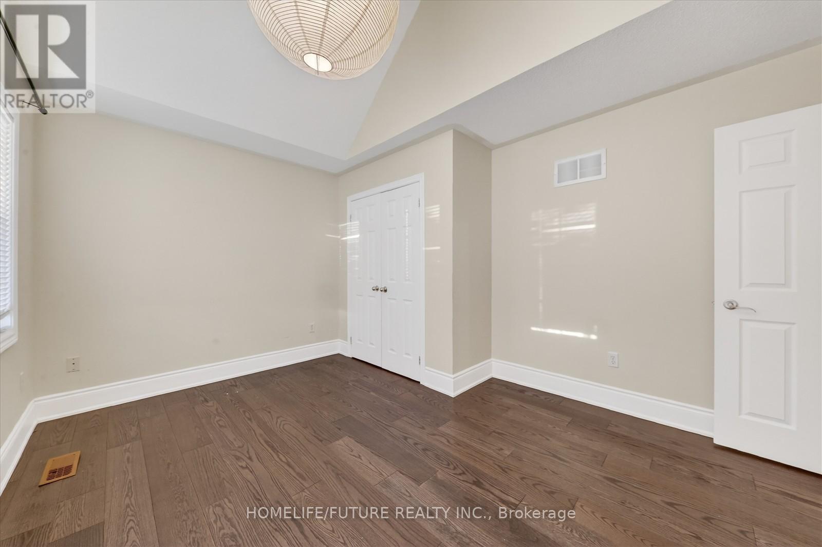 Main & 2nd Flr - 10 Ramsgate Court, Markham (Milliken Mills East), Ontario  L3S 4R3 - Photo 28 - N12758812