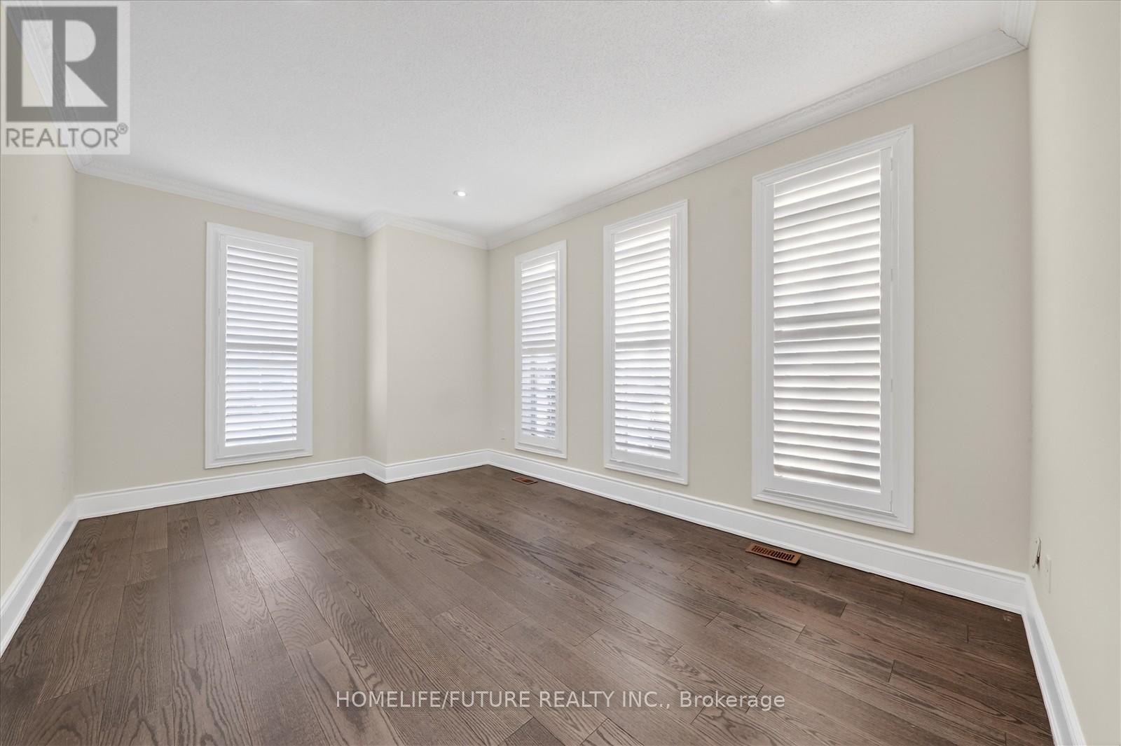 Main & 2nd Flr - 10 Ramsgate Court, Markham (Milliken Mills East), Ontario  L3S 4R3 - Photo 7 - N12758812