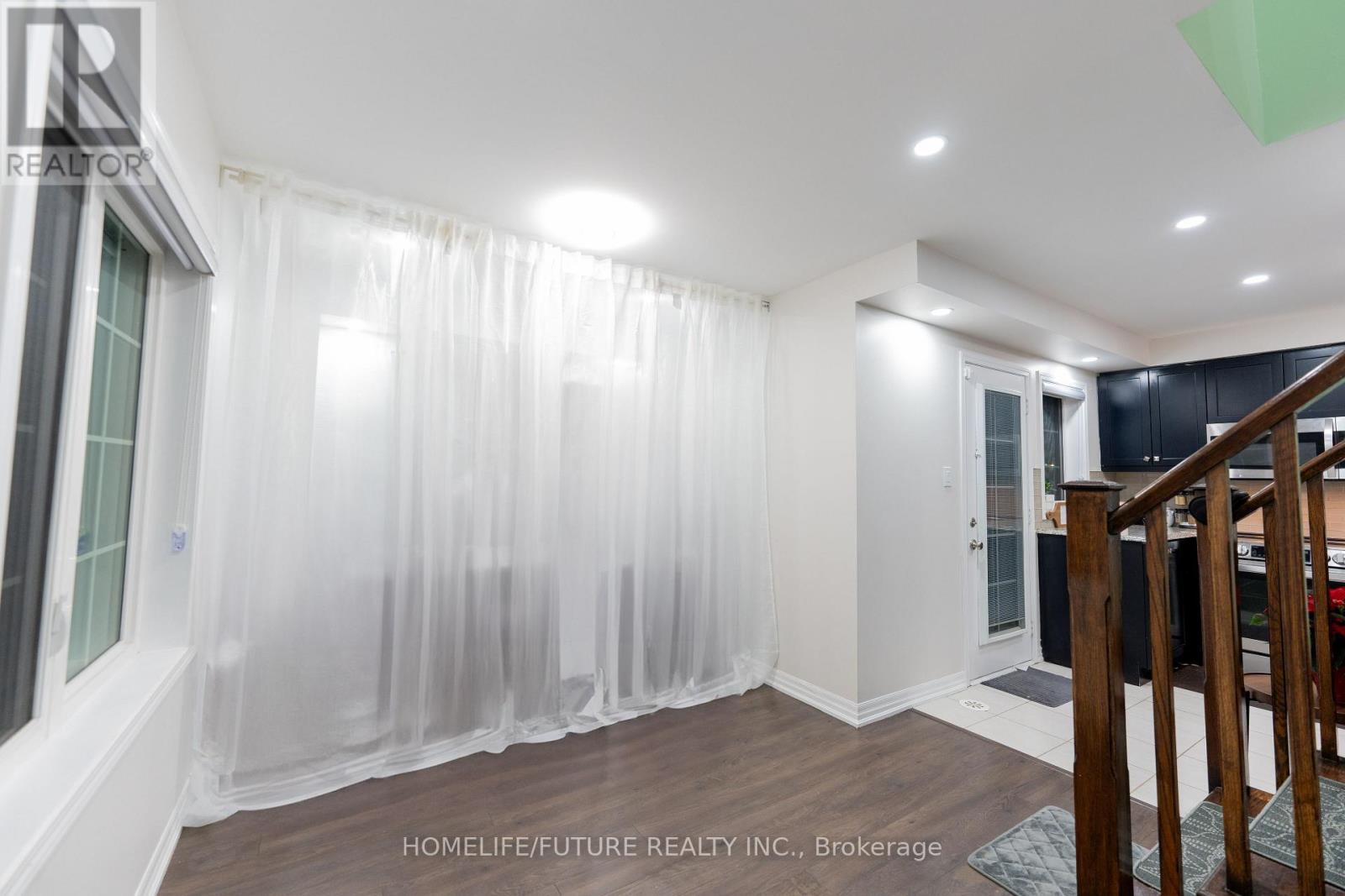 275 Ellen Davidson Drive, Oakville (Go Glenorchy), Ontario  L6M 0V6 - Photo 22 - W12573566