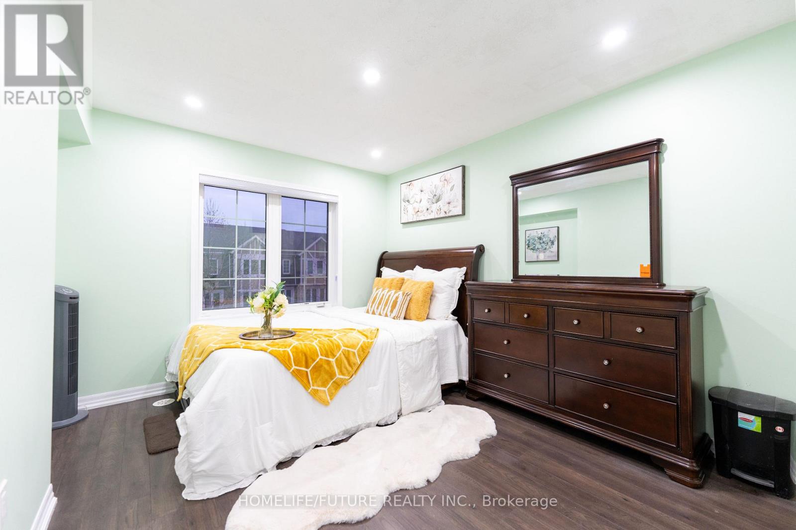 275 Ellen Davidson Drive, Oakville (Go Glenorchy), Ontario  L6M 0V6 - Photo 24 - W12573566