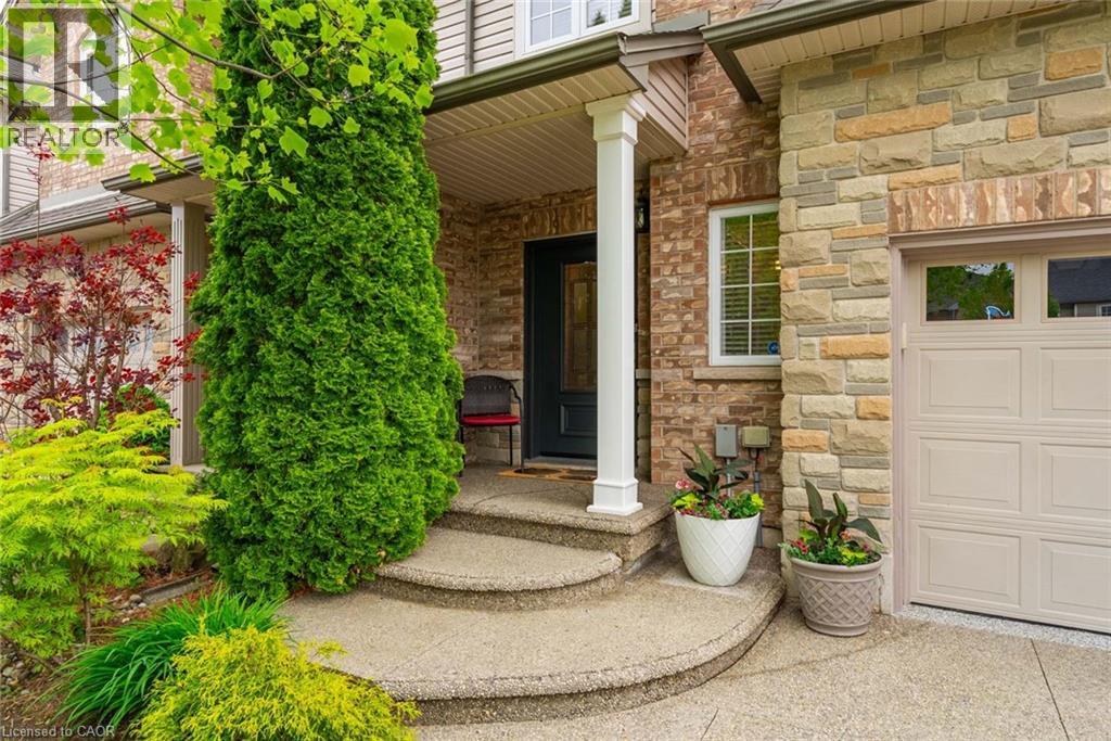 16 Olivia Place, Ancaster, Ontario  L9K 1R3 - Photo 4 - 40803067