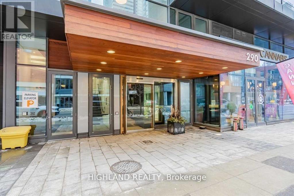 1812 - 290 Adelaide Street W, Toronto, Ontario  M5V 0P3 - Photo 2 - C12760766