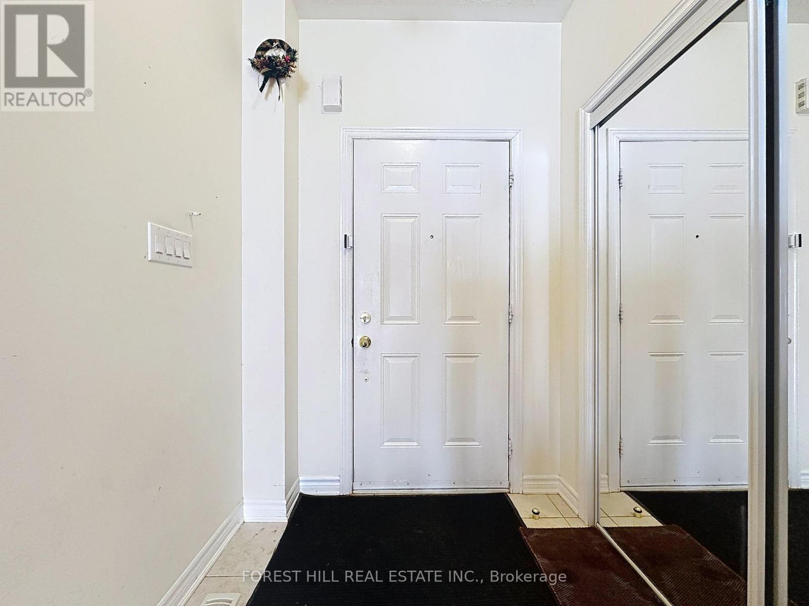 14 - 8777 Dufferin Street, Vaughan (Patterson), Ontario  L4J 0C5 - Photo 4 - N12760764