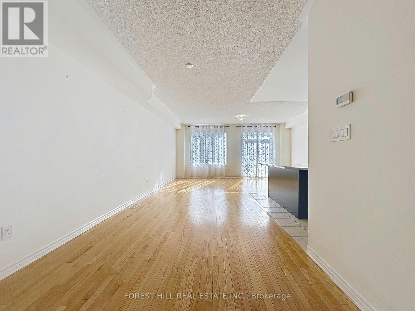 14 - 8777 Dufferin Street, Vaughan (Patterson), Ontario  L4J 0C5 - Photo 5 - N12760764