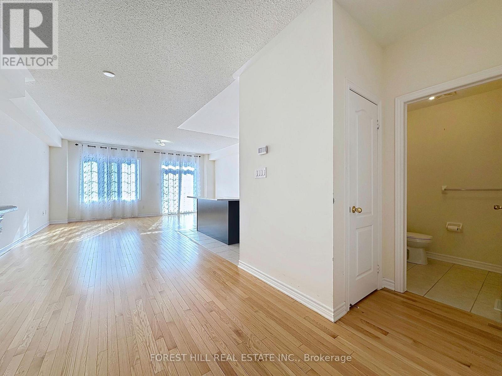 14 - 8777 Dufferin Street, Vaughan (Patterson), Ontario  L4J 0C5 - Photo 7 - N12760764