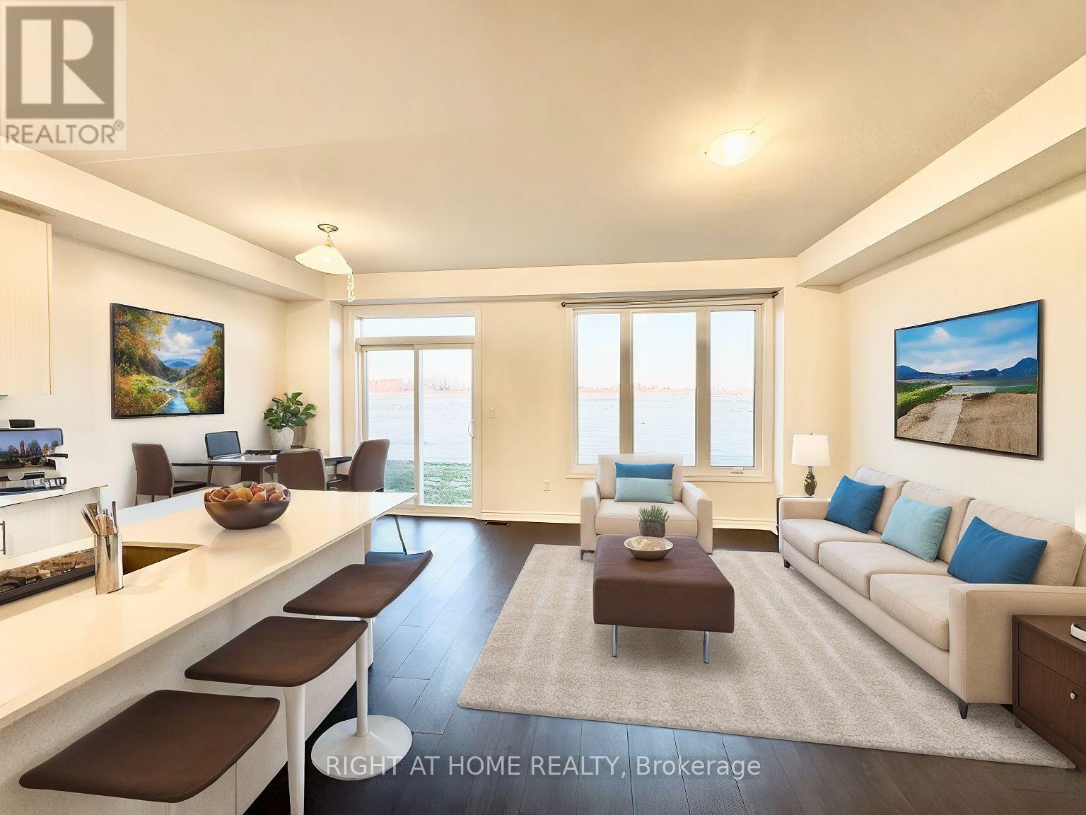 135 Greer Street, Barrie, Ontario  L9J 0R7 - Photo 2 - S12760774