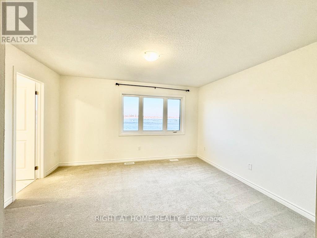 135 Greer Street, Barrie, Ontario  L9J 0R7 - Photo 7 - S12760774