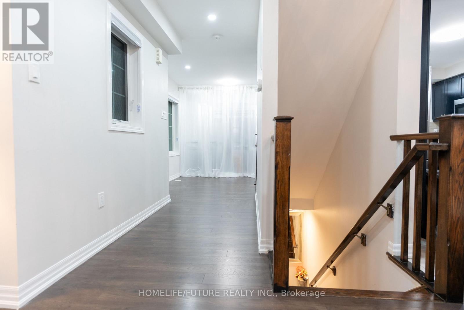 275 Ellen Davidson Drive, Oakville (Go Glenorchy), Ontario  L6M 0V6 - Photo 21 - W12572804