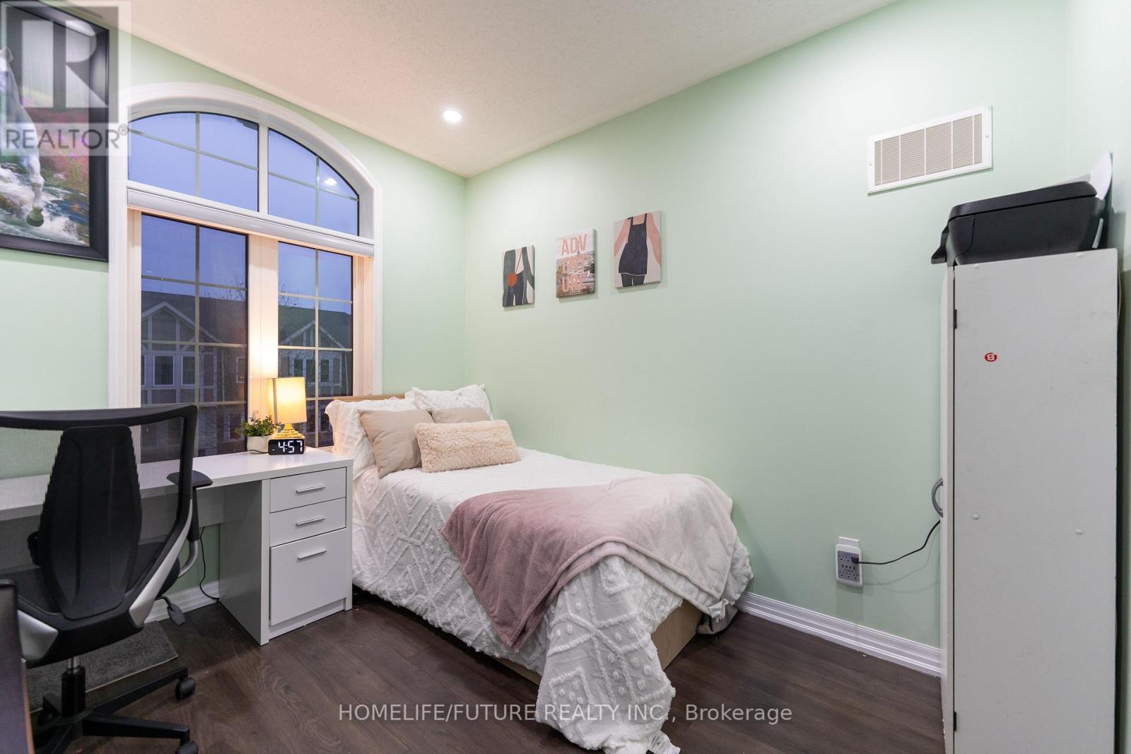 275 Ellen Davidson Drive, Oakville (Go Glenorchy), Ontario  L6M 0V6 - Photo 32 - W12572804