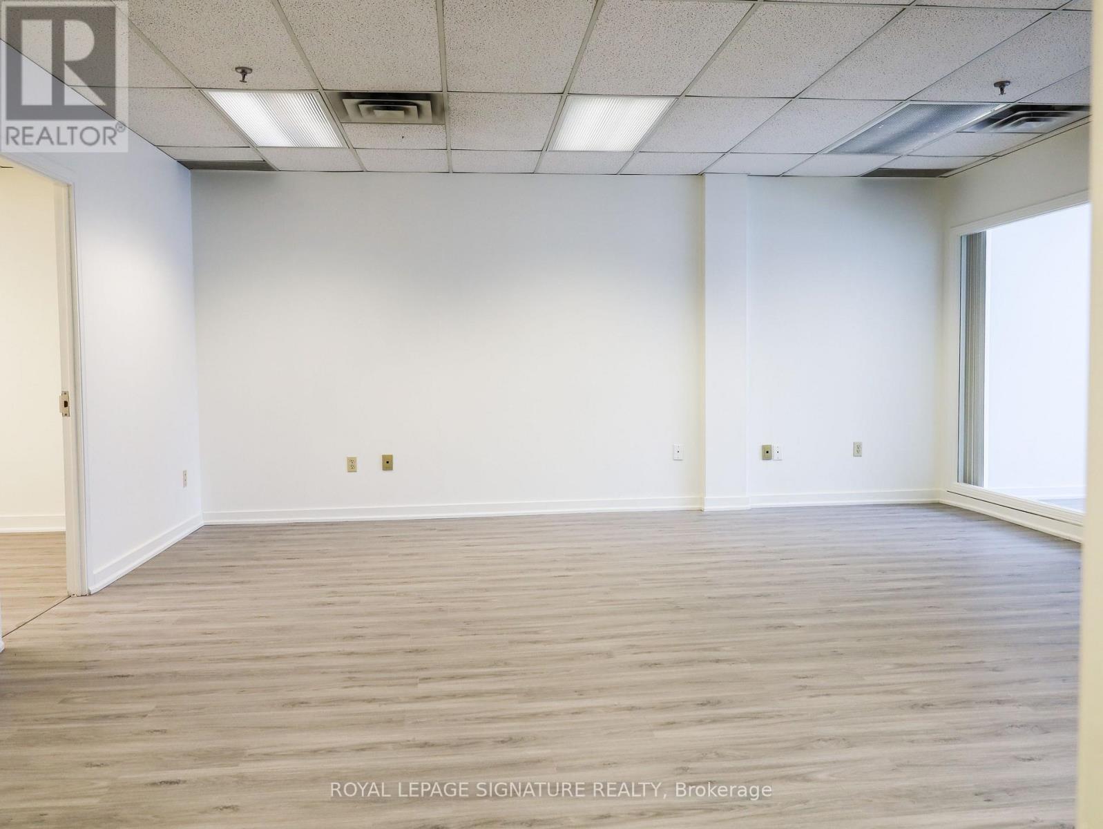 5-102 - 2600 Skymark Avenue, Mississauga (Airport Corporate), Ontario  L4W 5B2 - Photo 14 - W12760642