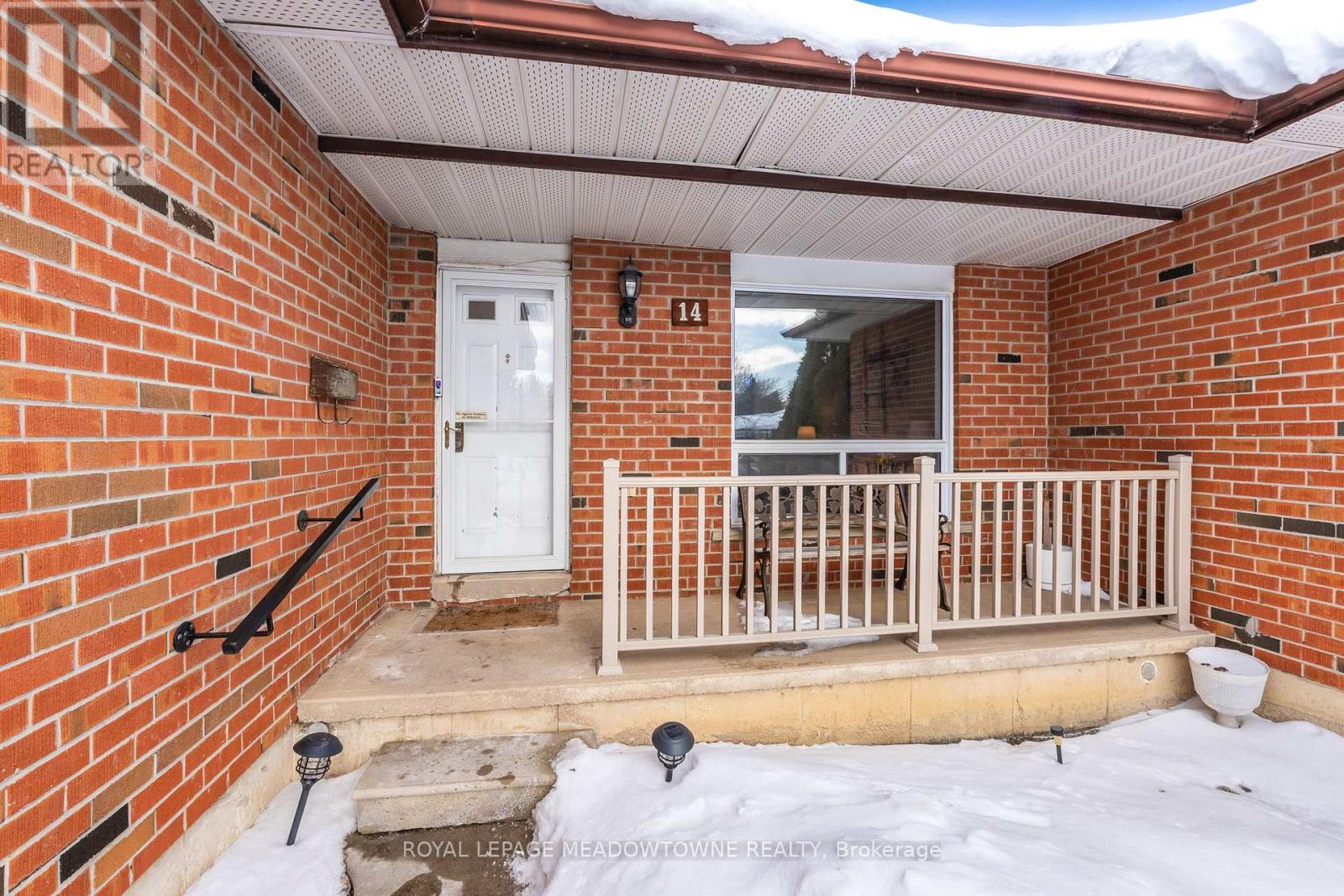 14 Brookland Drive, Brampton, Ontario  L6T 2M5 - Photo 2 - W12760668