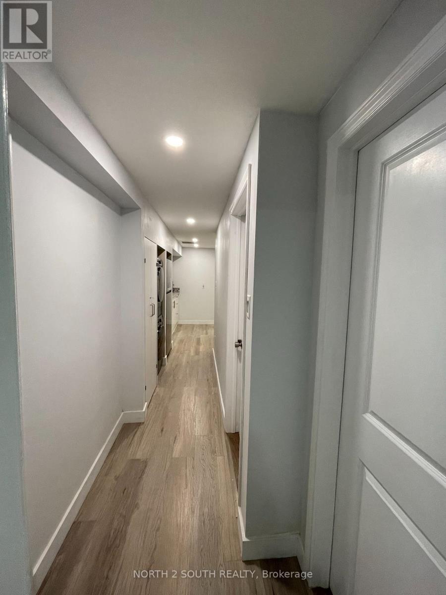 Bsmt - 9 Barwell Crescent, Toronto, Ontario  M9W 2W4 - Photo 11 - W12760690