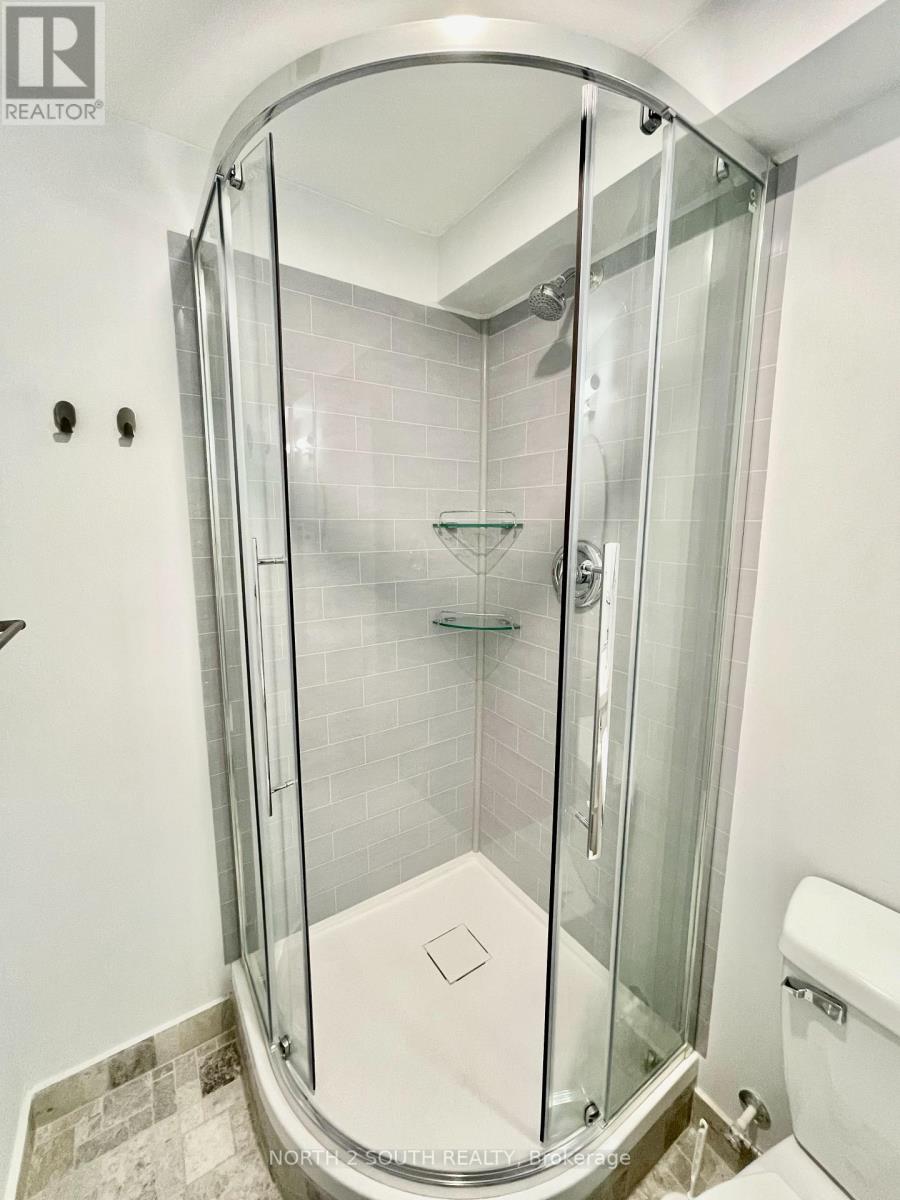 Bsmt - 9 Barwell Crescent, Toronto, Ontario  M9W 2W4 - Photo 17 - W12760690