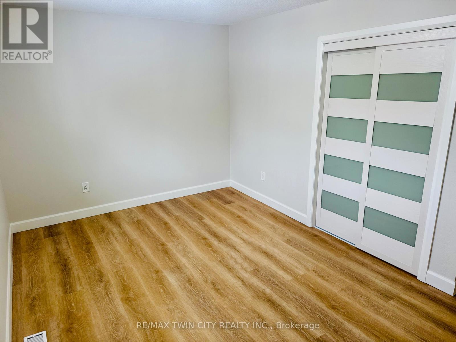 83 Elm Street, Norfolk (Simcoe), Ontario  N3Y 3B7 - Photo 12 - X12760636