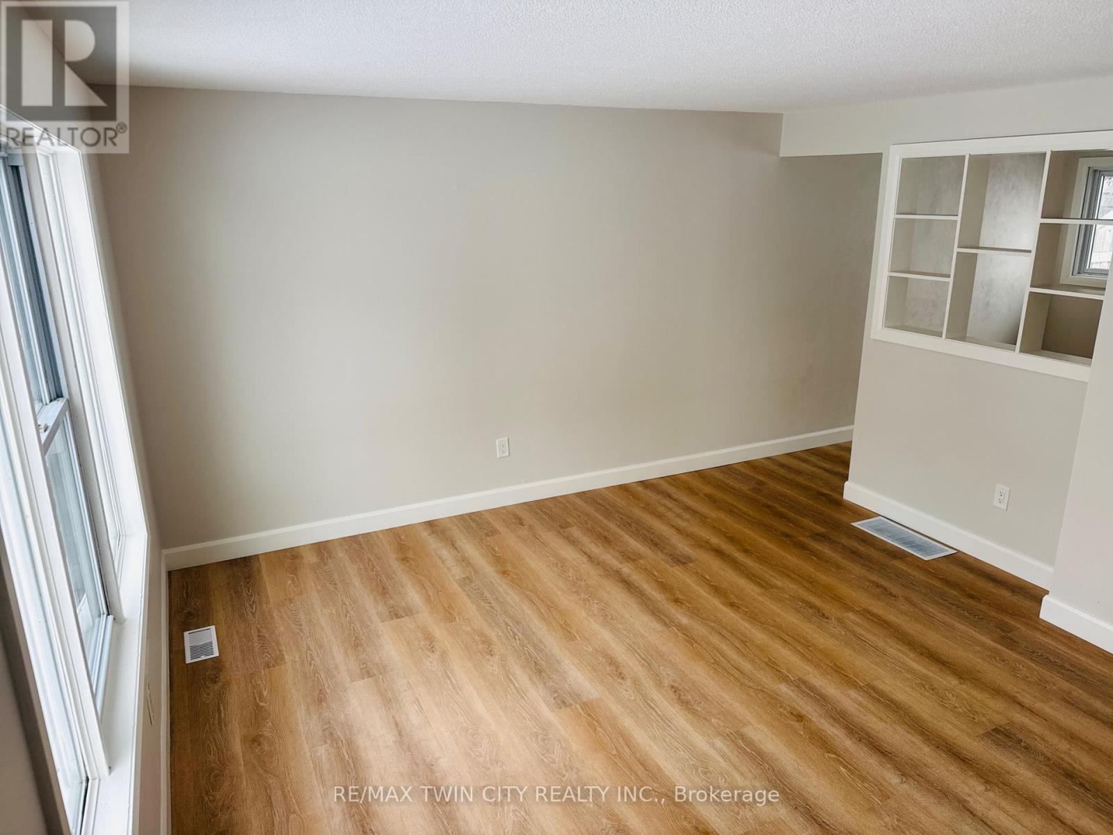 83 Elm Street, Norfolk (Simcoe), Ontario  N3Y 3B7 - Photo 26 - X12760636