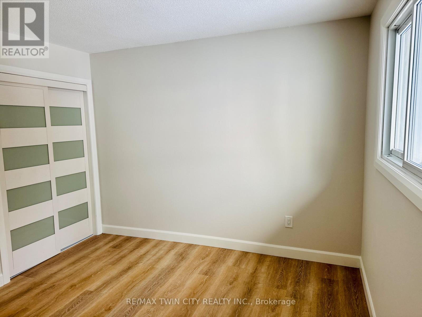 83 Elm Street, Norfolk (Simcoe), Ontario  N3Y 3B7 - Photo 9 - X12760636