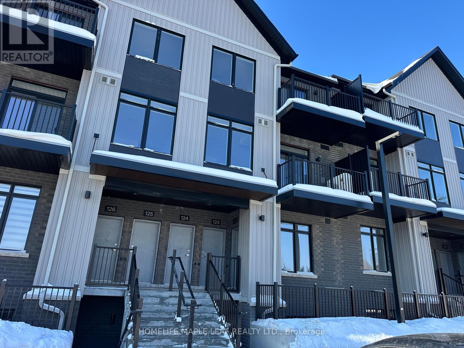 122 - 824 WOOLWICH STREET, Guelph, Ontario