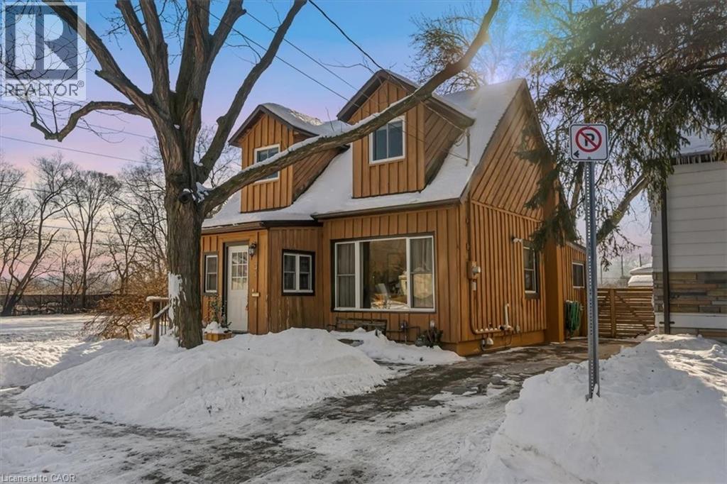 31 HUNTER Street, dundas, Ontario