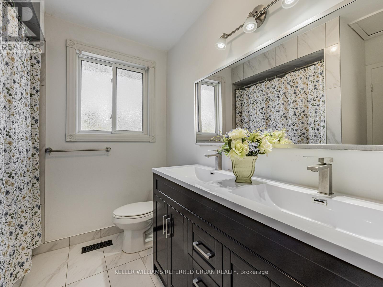 114 Kennard Avenue, Toronto, Ontario  M3H 4M4 - Photo 21 - C12680490